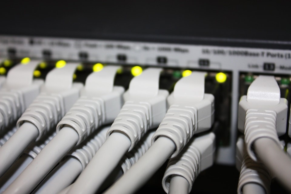 Netzwerke1 bei Elektrotechnik Plus Minus GmbH in Mörfelden-Walldorf
