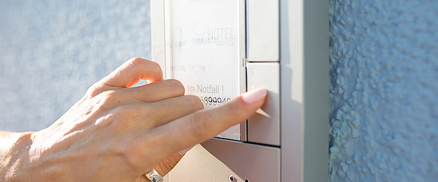 Sprech­anlagen bei Elektrotechnik Plus Minus GmbH in Mörfelden-Walldorf